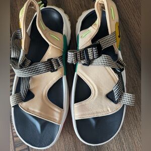 Nike Beige and Black Men's Sandals